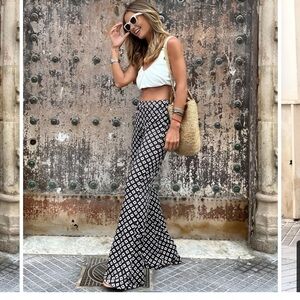 NWOT Commense geo print pants S